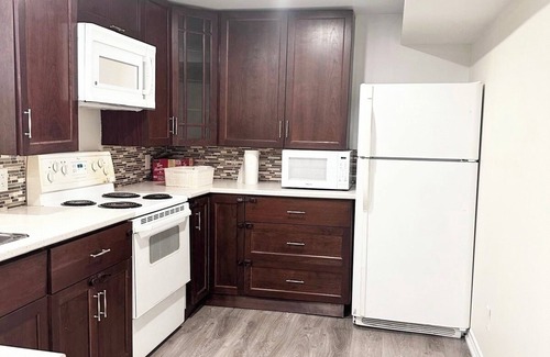 Centre Wellington Apartment | Newly renovated Stunning comfy legal Basement apartment in Fergus Elora