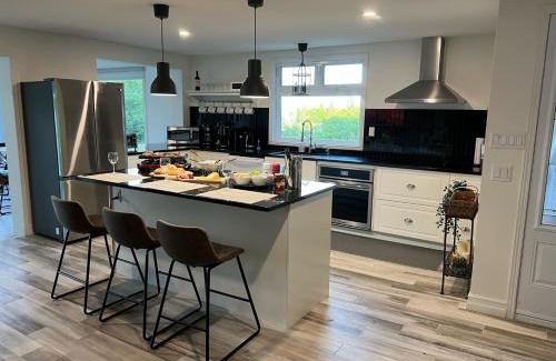 Coaticook Villa | Newly Renovated villa with magnificent views