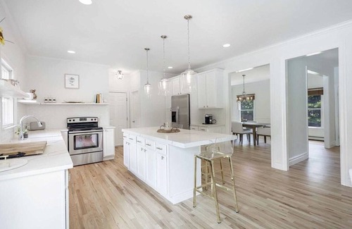 Westhampton House | Newly renovated Westhampton escape near beach