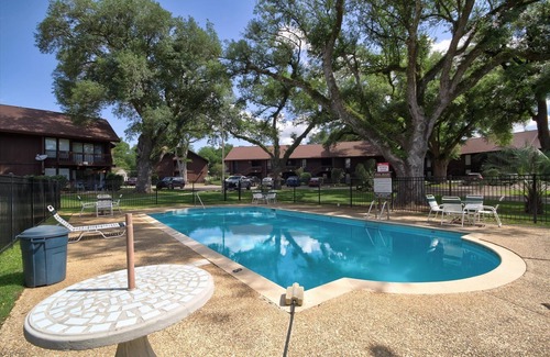 Diamondhead Condo | Newly renovated1st floor condo located directly on the Diamondhead Golf Course!