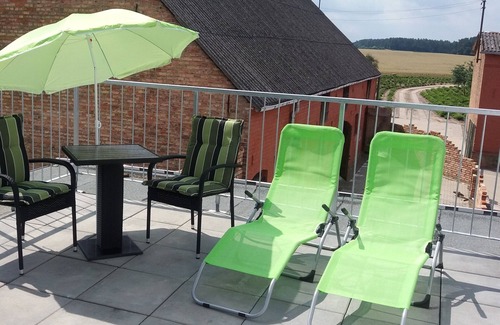 Retzow Apartment | Newly restored four-sided courtyard Retzow (forest dream)