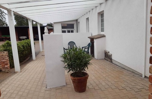 Retzow Apartment | Newly restored four-sided courtyard Retzow (Dickung)