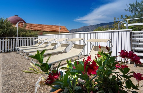 Vico Equense Villa | Newly restored villa with private pool for up to 14 people near Sorrento