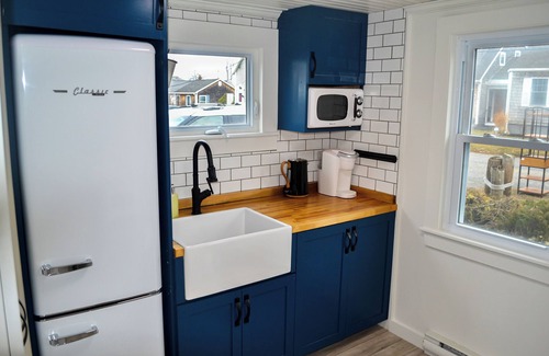 Pine Point Cottage | Newly updated - A coastal cottage steps from Pine Point Beach!