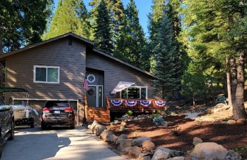 Lake Almanor West Cabin | Newly updated Lake Almanor West home just minutes from the lake