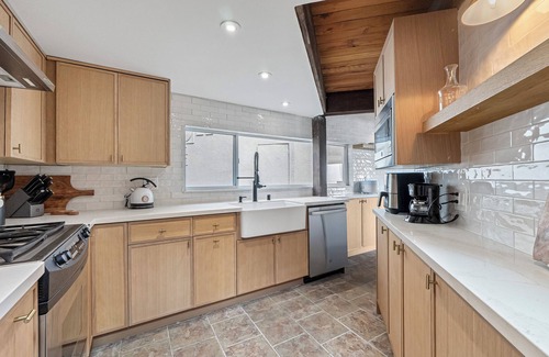 Moss Beach House | Newly updated w Stunning ocean view in Moss beach