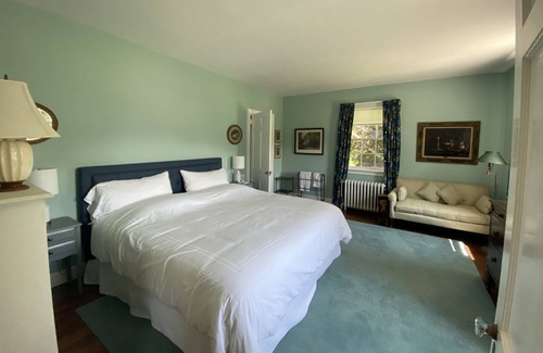 Ocean Drive House | Newport - Private Family Estate on 2 1/2 acres with Beach Rights