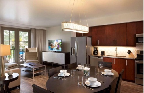 Florida Central Atlantic Coast Resort | Next to EPIC UNIVERSE! Incredible 2-Bedroom/2 Full Bath with Living & Kitchen