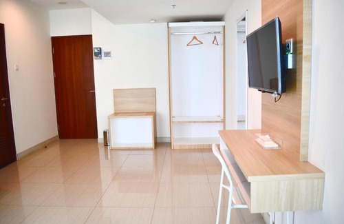 Pekayon Jaya Apartment | NGINAP AJA GRAND KAMALA LAGOON