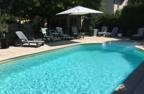 Tremolat Apartment | nGite with pool & fab gardens 5 mins from quaint village with restaurants & shop