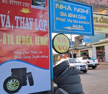 Kon Plong Hotel | Nhà Nghỉ Hoàng kim