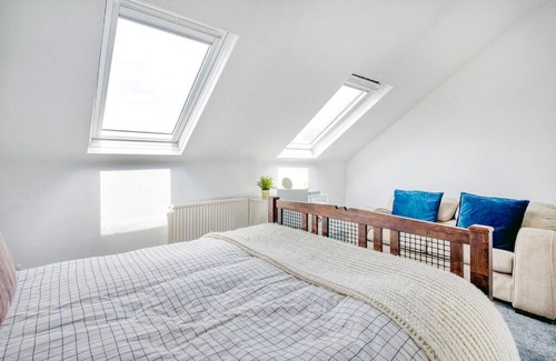 Sands End Apartment | Nice 3 bed flat near Chelsea