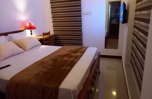 Kuzhuppilly Resort | Nice and Calm 2-bedroom homestay with WiFi, AC in pleasant Cherai beach