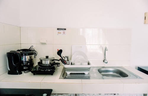 Kuningan Apartment | Nice And Comfy Studio At Ambassade Kuningan Apartment