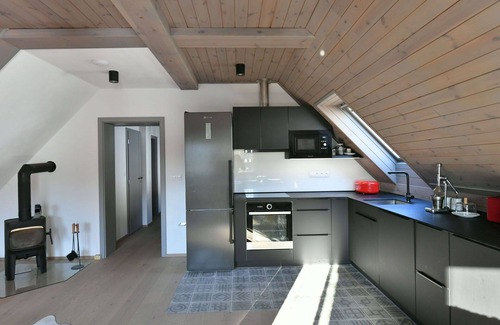 Horni Marsov Apartment | Nice apartment for 6 people with WIFI, TV, patio and panoramic view