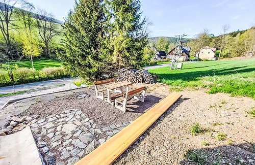 Horni Marsov Apartment | Nice apartment for 6 people with WIFI, TV, patio and panoramic view