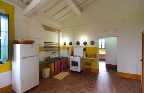 Foiano della Chiana Apartment | Nice apartment for 8 people with WIFI, pool and pets allowed