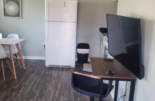 Valparaiso Apartment | Nice apartmen 15 minutes to the Emerald Coast beaches.