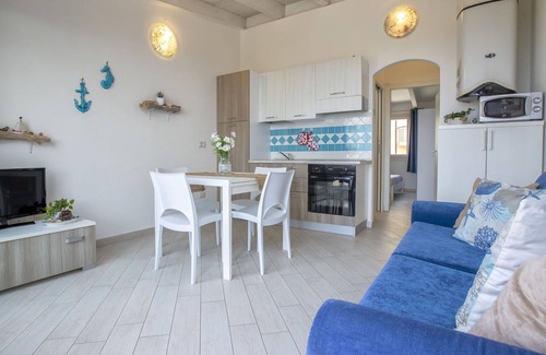 Paduledda Apartment | Nice apartment for 4 guests with pool, A/C, TV, terrace, pets allowed and parking