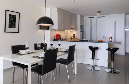 Montreux Apartment | Nice apartment for 2 guests with pool, WIFI, TV, terrace, panoramic view and parking