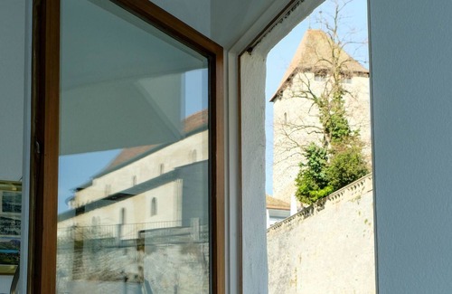 Spiez Apartment | Nice apartment for 2 guests with WIFI, TV, balcony and parking