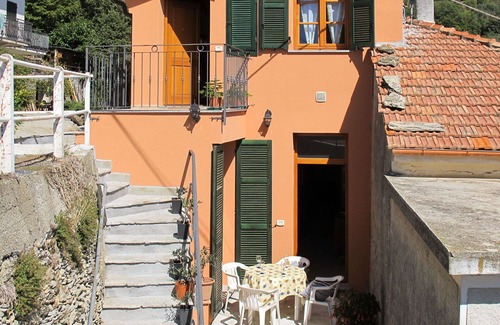 Borgo Apartment | Nice apartment for 4 guests with WIFI, TV, patio, pets allowed and panoramic view