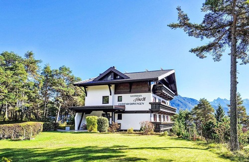 Imst Apartment | Nice apartment for 4 guests with WIFI, TV and balcony
