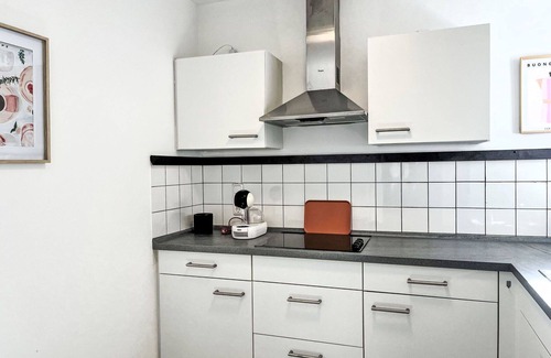 Siegburg Apartment | Nice apartment for 5 people with WIFI, TV and balcony