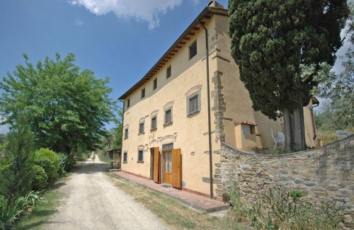 Romola Apartment | Nice apartment for 6 guests with WIFI, pool, close to Florence