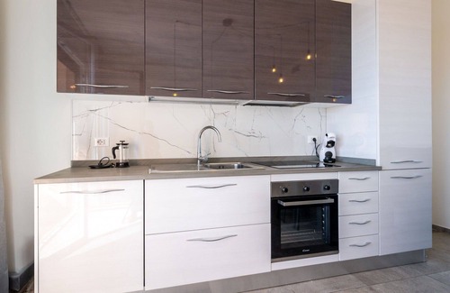 Varazze Apartment | Nice apartment for 6 people with hot tub, WIFI, A/C, TV, terrace and pets allowed
