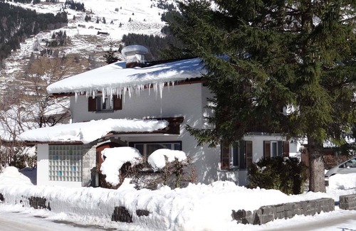 Engelberg Apartment | Nice apartment for 6 people with WIFI, TV and balcony