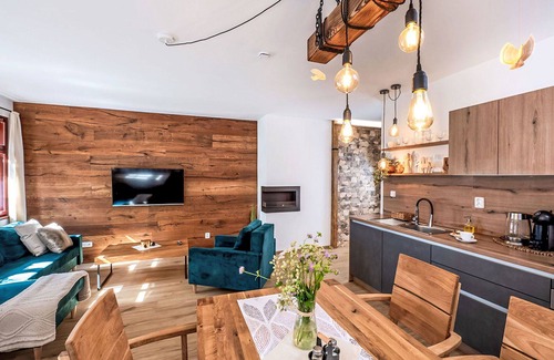 Horni Plana Apartment | Nice apartment for 4 people with WIFI, terrace and pets allowed