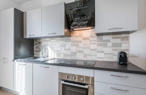 Cecina Apartment | Nice apartment for 7 people with WIFI, private pool, A/C, TV, terrace and pets allowed