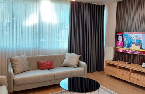 Mustafakemalpasa Apartment | Nice Apartment in a Vital Area Apt. 125