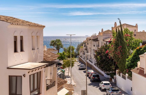 Aguadulce Apartment | Nice apartment in Aguadulce with WiFi