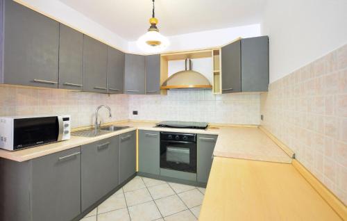 Ponte Caffaro Apartment | Nice Apartment In Bagolino, Fraz Ponte