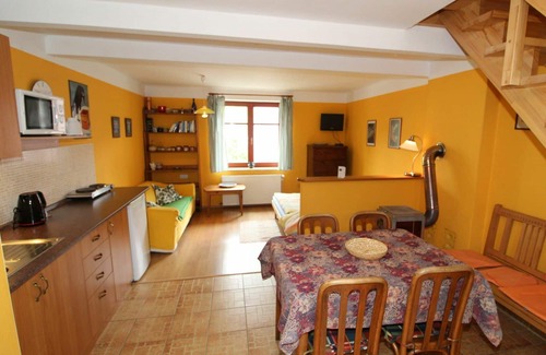 Mala Skala Villa | Nice apartment in villa for 6 guests with WIFI, TV, patio and parking