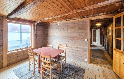 Fitjar Apartment | Nice Apartment In Fitjar With Wifi