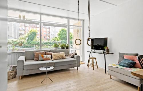 Frederiksberg C Apartment | Nice Apartment In Frederiksberg C