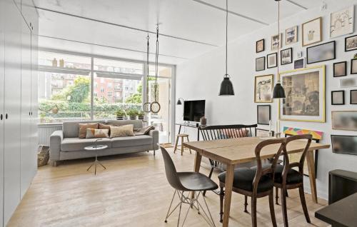 Frederiksberg C Apartment | Nice Apartment In Frederiksberg C