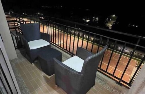 Ricaurte Apartment | Nice apartment in Ricaurte with 2AC and parking space.