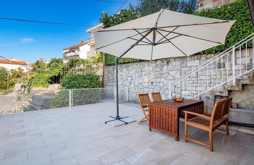 Rijeka Apartment | Nice apartment in Rijeka with WiFi