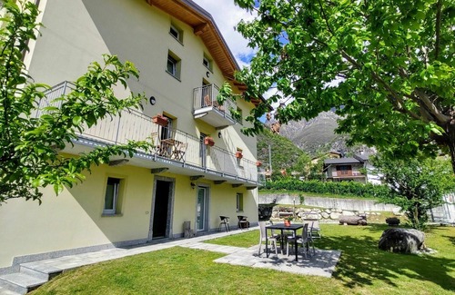 Novate Mezzola Apartment | Nice apartment for 5 guests with WIFI, TV and terrace