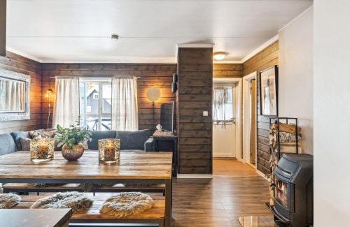 Trysil Apartment | Nice apartment with Sauna and ski in out Trysil