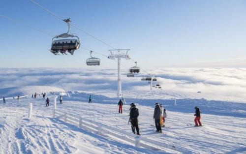 Trysil Apartment | Nice apartment with Sauna and ski in out Trysil