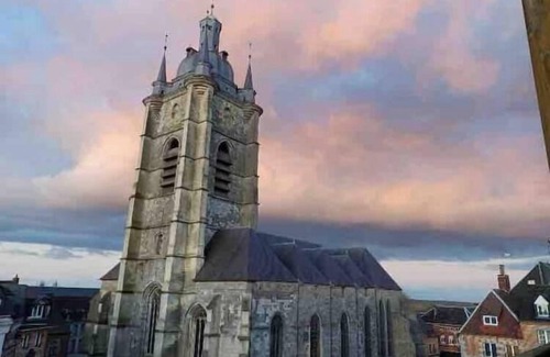 Avesnelles House | Nice camper van J9