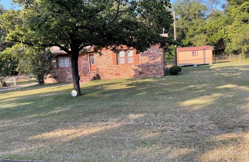 Macon House | Nice Comfortable all brick home! Kick back and relax in this stylish space.