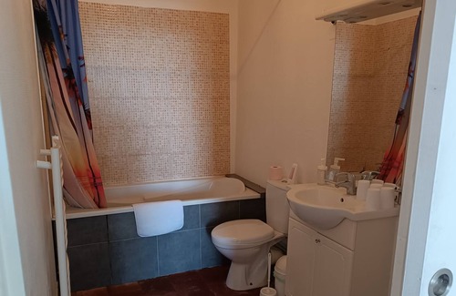 Saint-Pourcain-sur-Sioule Apartment | nice studio 5 minutes from the city center