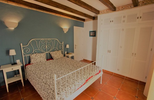 Conil de la Frontera Hotel | Nice holiday home near the beach with pool and well-kept garden and free WiFi