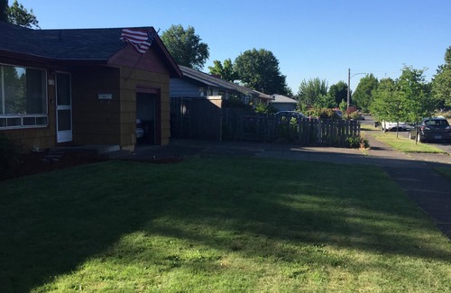Friendly House | Nice home in a quiet neighborhood